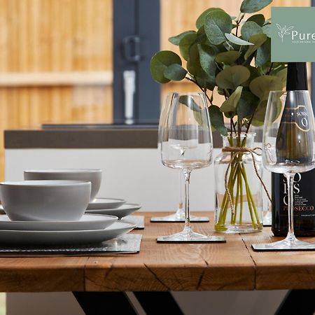 Stunning 5 Bed Manchester House With Parking By Purestay Short Lets & Serviced Accommodation Luaran gambar