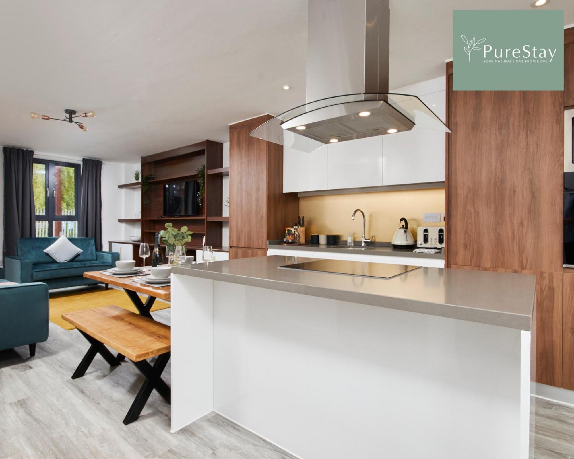 Stunning 5 Bed Manchester House With Parking By Purestay Short Lets & Serviced Accommodation Luaran gambar