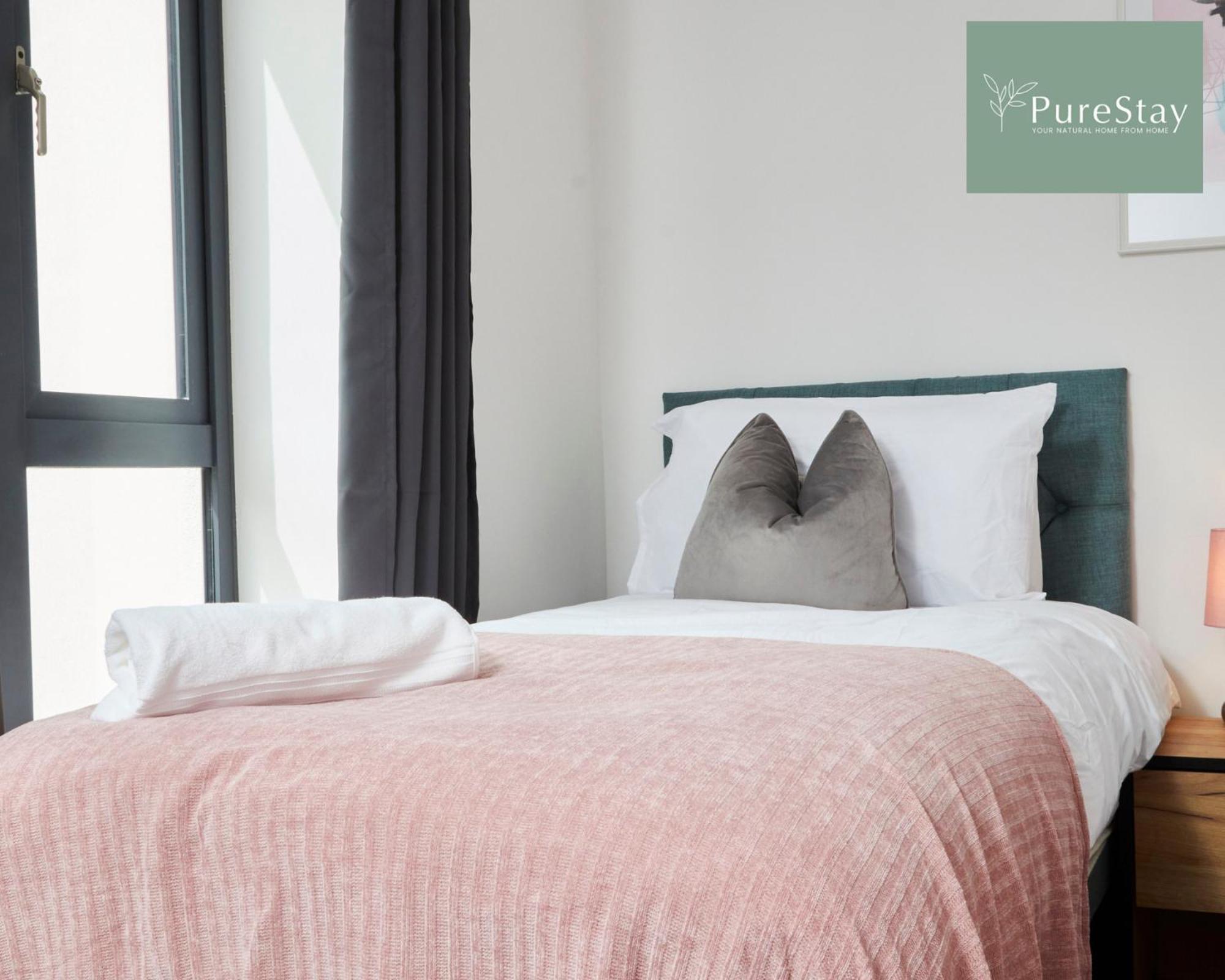 Stunning 5 Bed Manchester House With Parking By Purestay Short Lets & Serviced Accommodation Luaran gambar