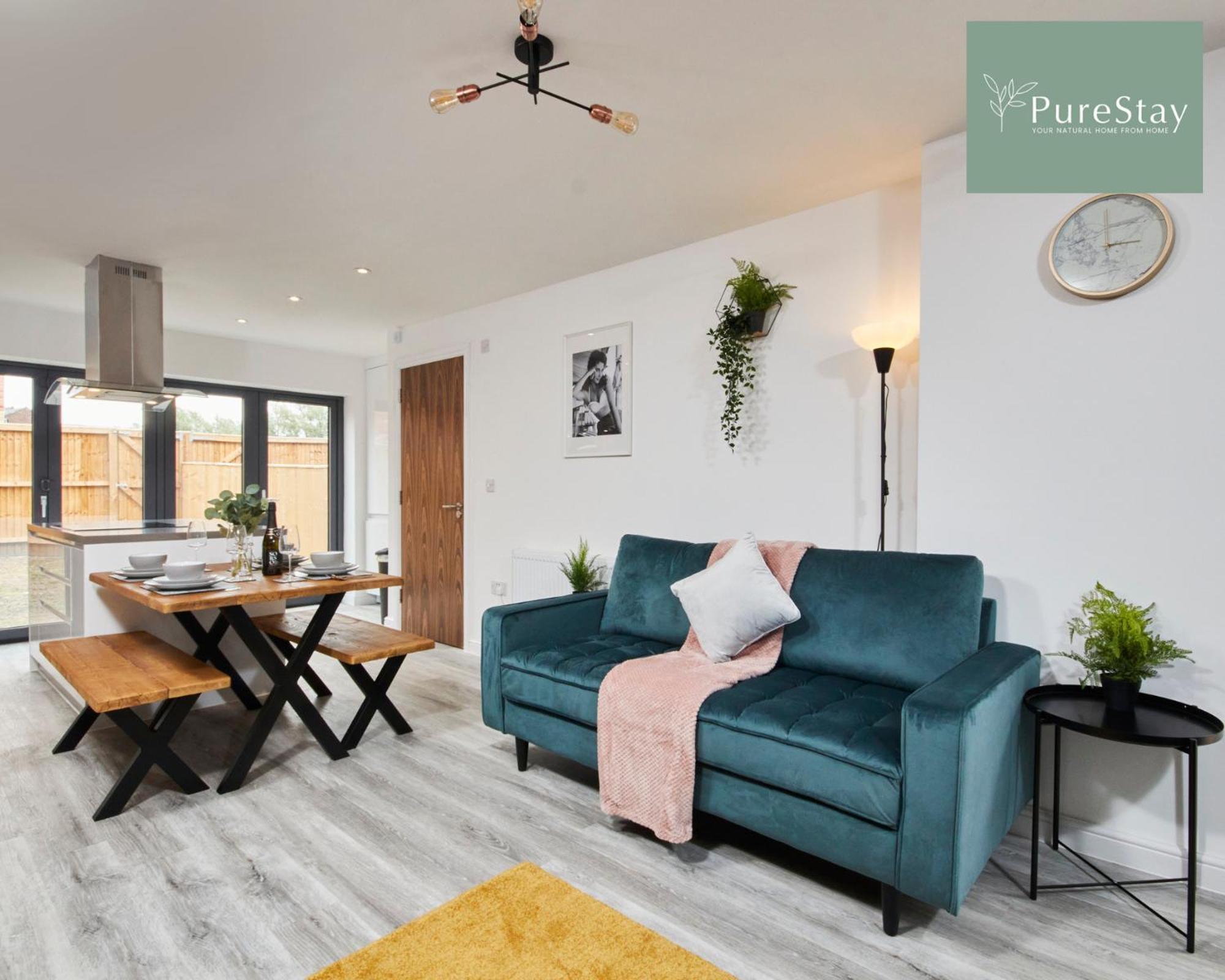 Stunning 5 Bed Manchester House With Parking By Purestay Short Lets & Serviced Accommodation Luaran gambar