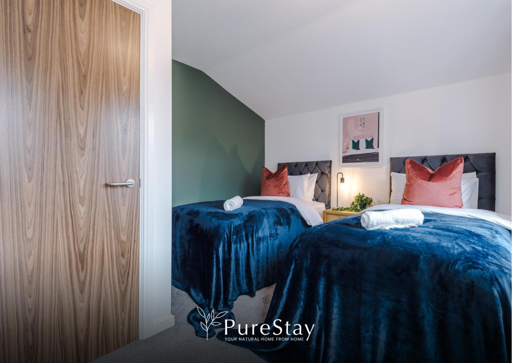 Stunning 5 Bed Manchester House With Parking By Purestay Short Lets & Serviced Accommodation Luaran gambar
