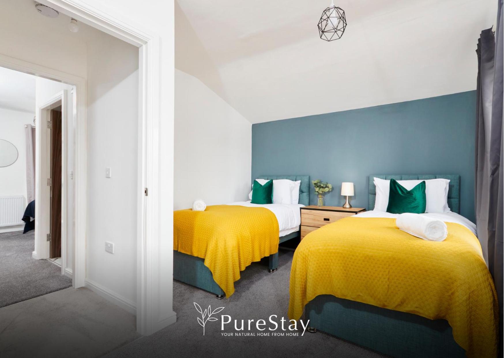 Stunning 5 Bed Manchester House With Parking By Purestay Short Lets & Serviced Accommodation Luaran gambar