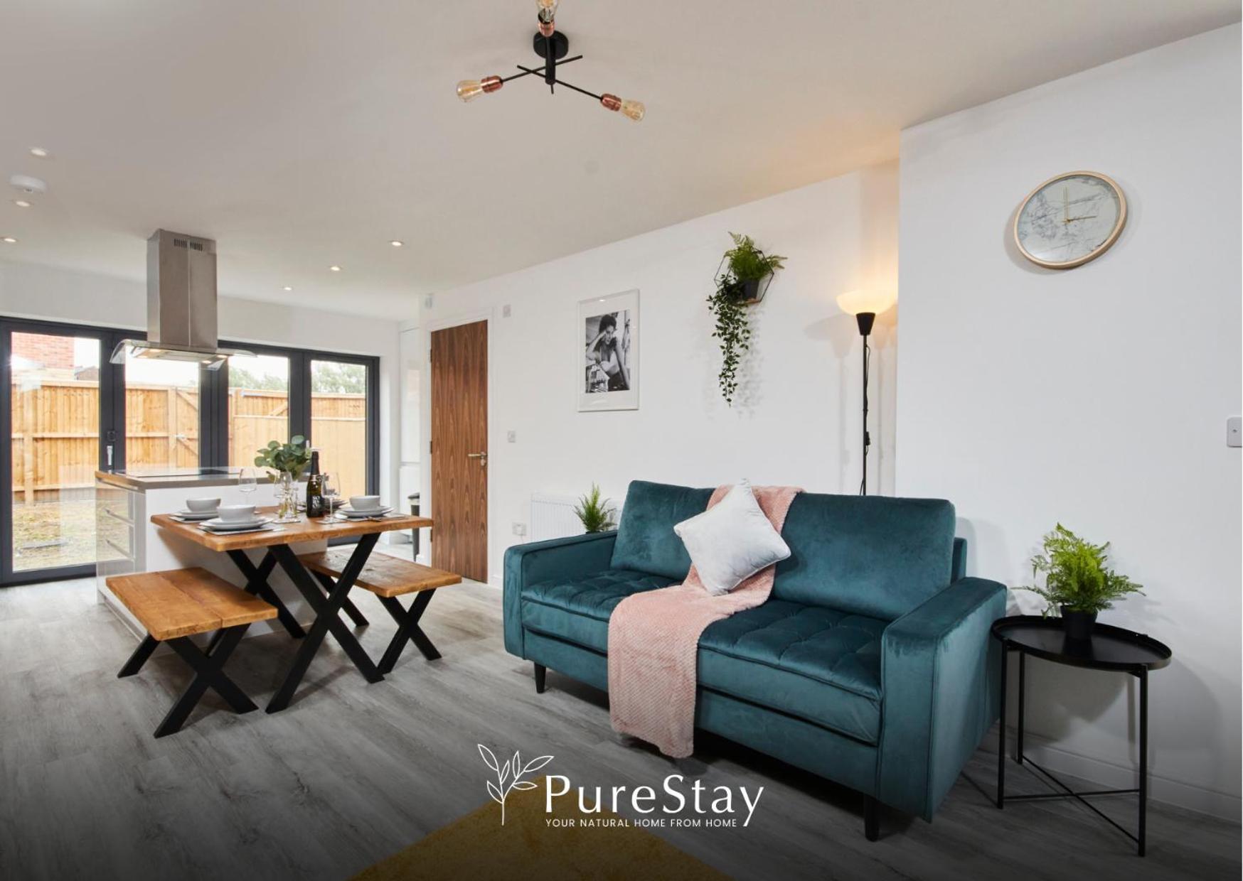 Stunning 5 Bed Manchester House With Parking By Purestay Short Lets & Serviced Accommodation Luaran gambar